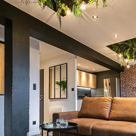 Little Factory - 2 Pieces - Parking Prive Apartment