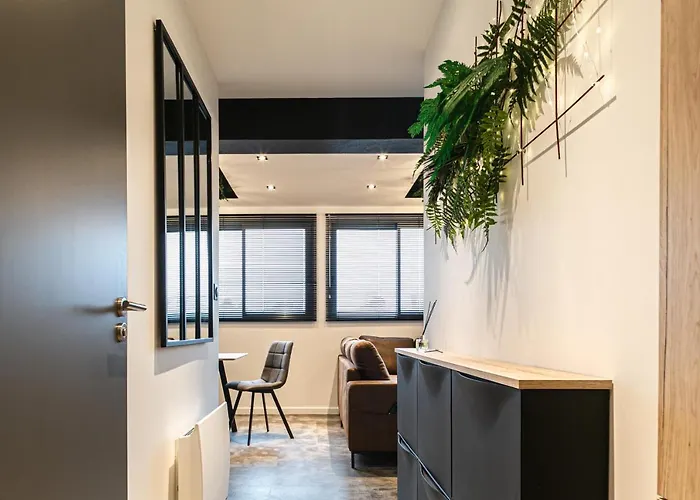 Little Factory - 2 Pièces - Parking Privé Apartamento